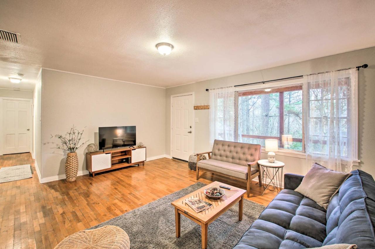 Centrally Located Hot Springs Home With Deck! 外观 照片